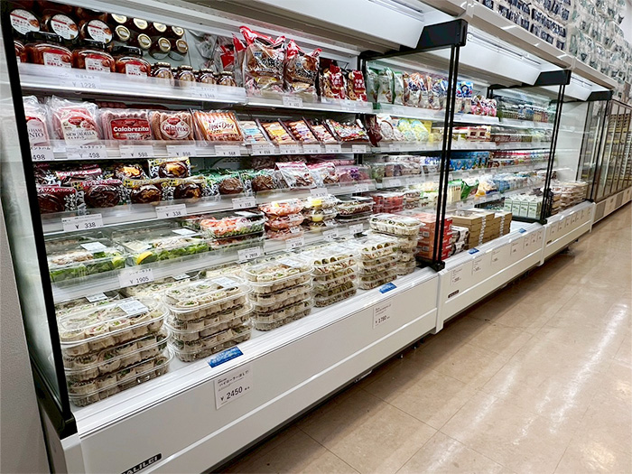 モラージュ柏店内